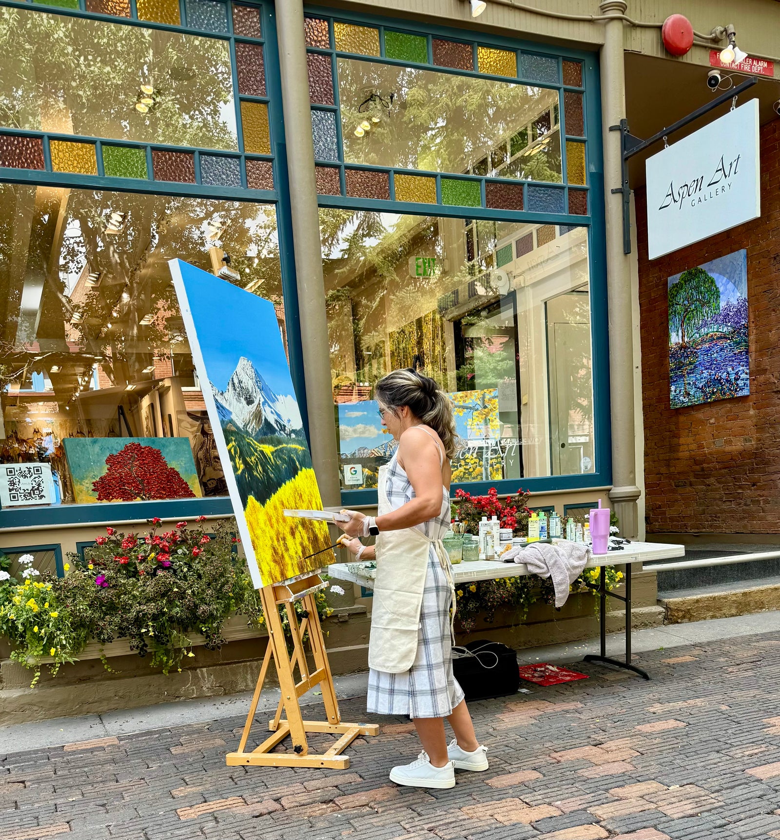 Live painting